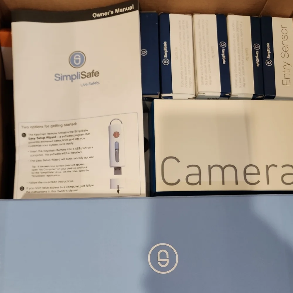SimpliSafe Blue Entry Sensor Kit - Picture 1 of 5